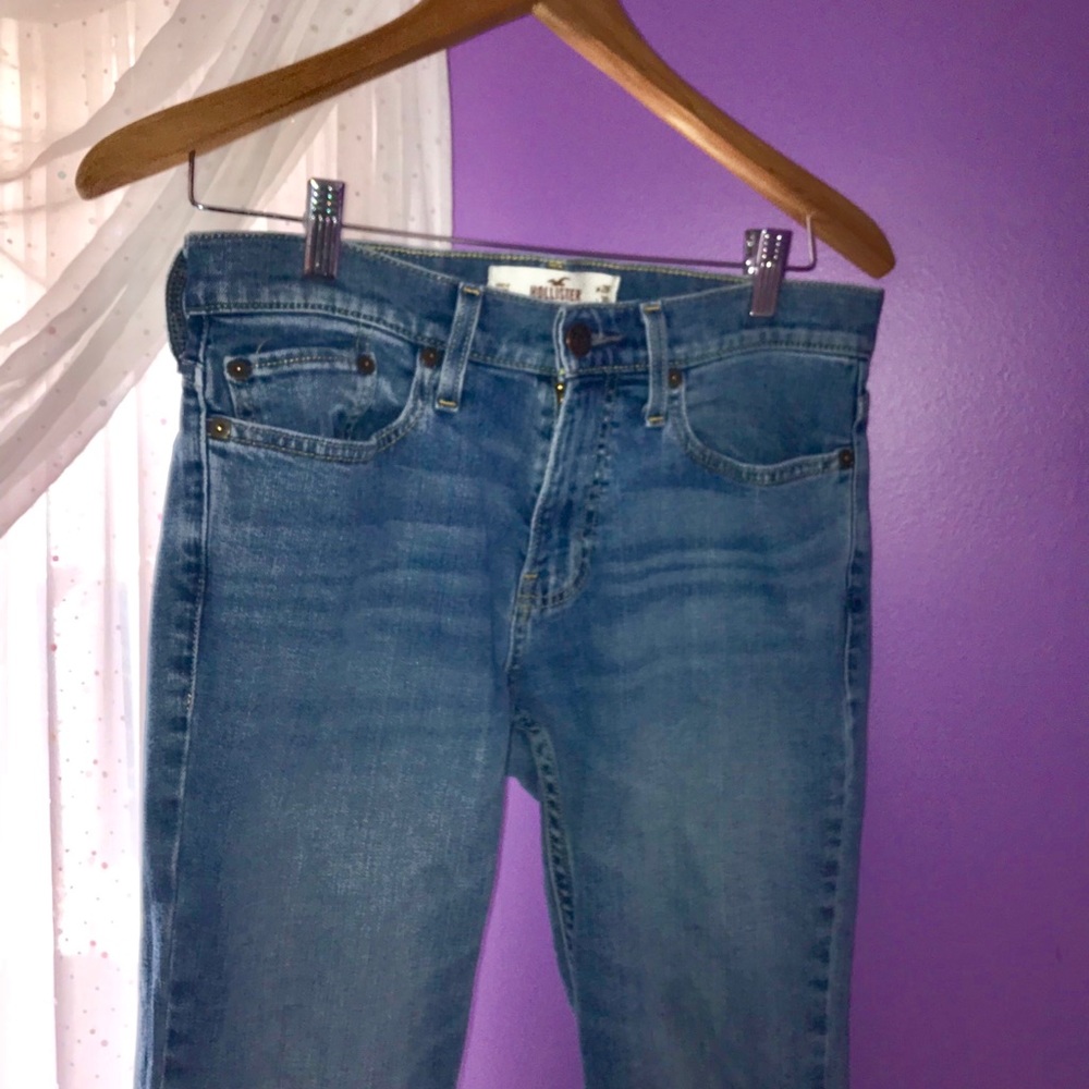 Hollister Skinny Jeans (28W, 30L)